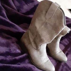Steve Madden Cowgirl boots